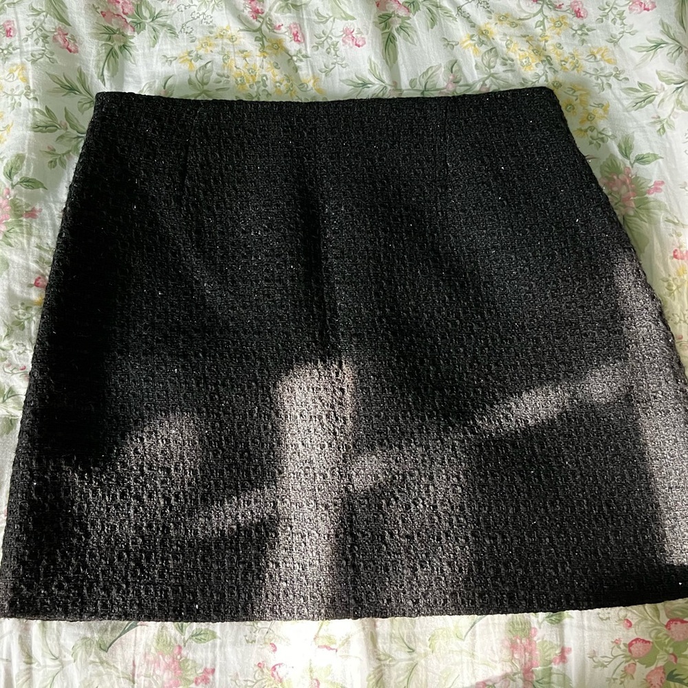Zara Tweed Mini Skirt - Picture 2 of 3